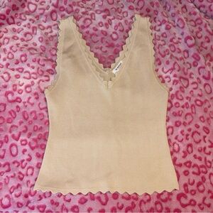Workshop Republic Clothing Cream Scalloped V-Neck Tank
